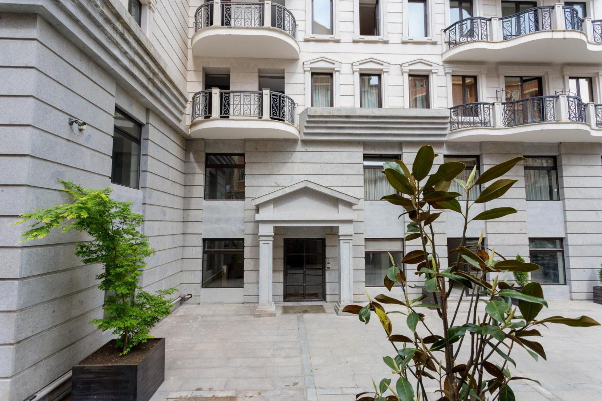 Harmony Place L Тбілісі Екстер'єр фото