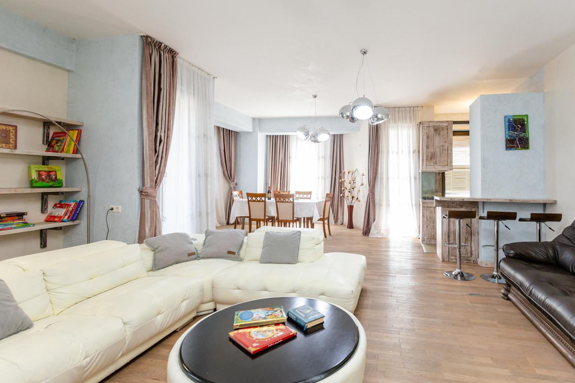 Harmony Place L Тбілісі Екстер'єр фото